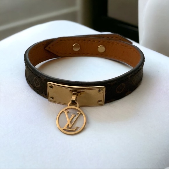 NIB Louis Vuitton Logomania Bracelet Size 17 - Picture 12 of 12